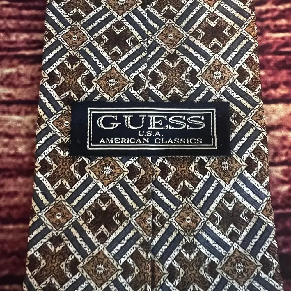 Guess 100% Silk Skinny Tie 56x4 Neutral Khaki Gold Brown Classic Necktie Classy